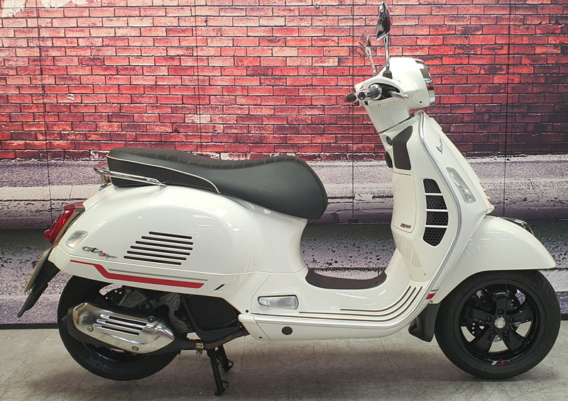 2022 Vespa GTS125 Super i-Get RST22 Bianco Innocente