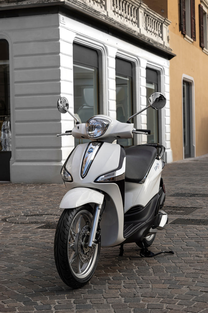 Piaggio Liberty S 125  i-Get E5 - Bianco Luna 2024 - £350 Saving Upon Registration